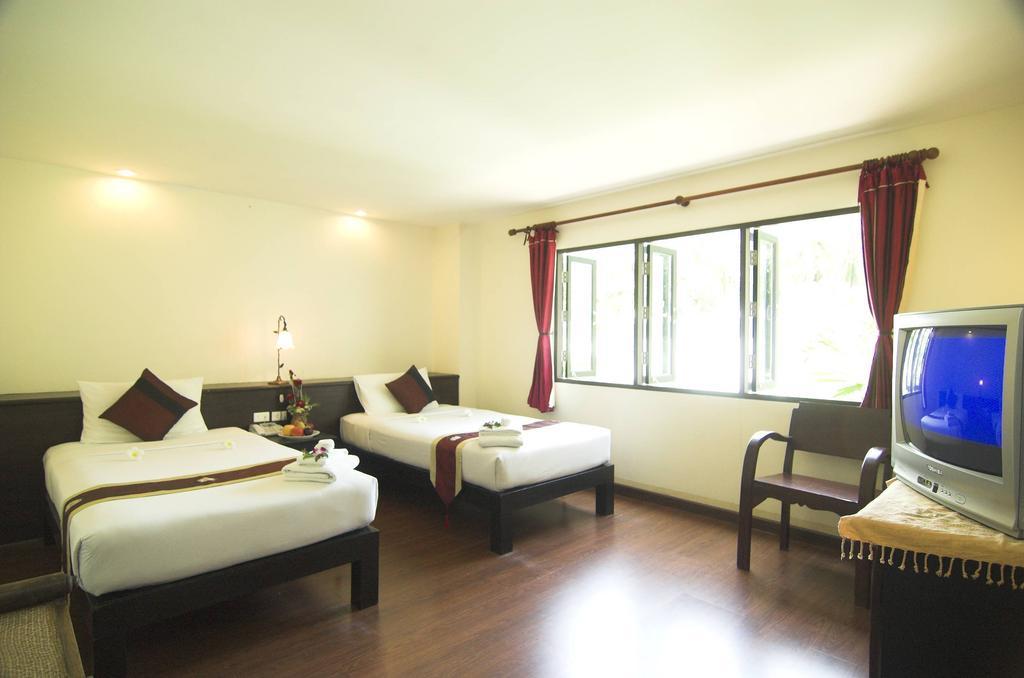 Phuket Heritage Hotel Karon Kültér fotó